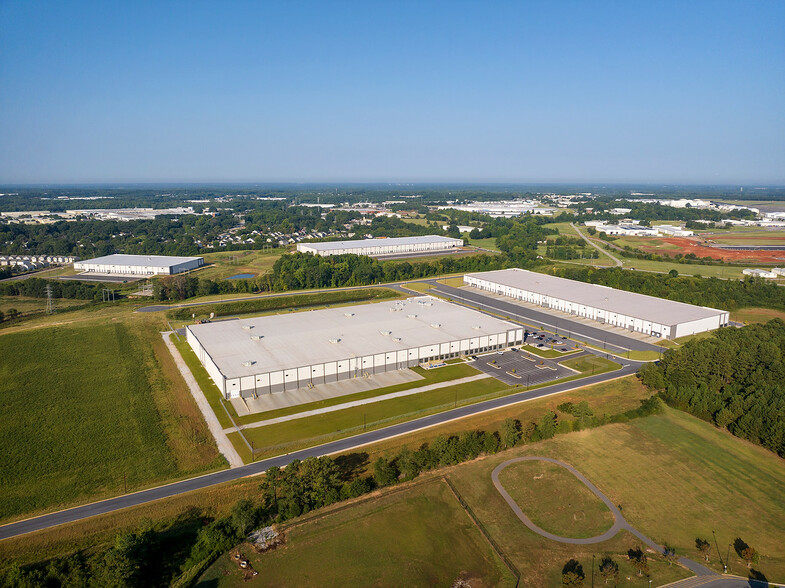 1500 Perimeter Rd, Greenville, SC à louer - Photo de l’immeuble – Image 1 sur 8