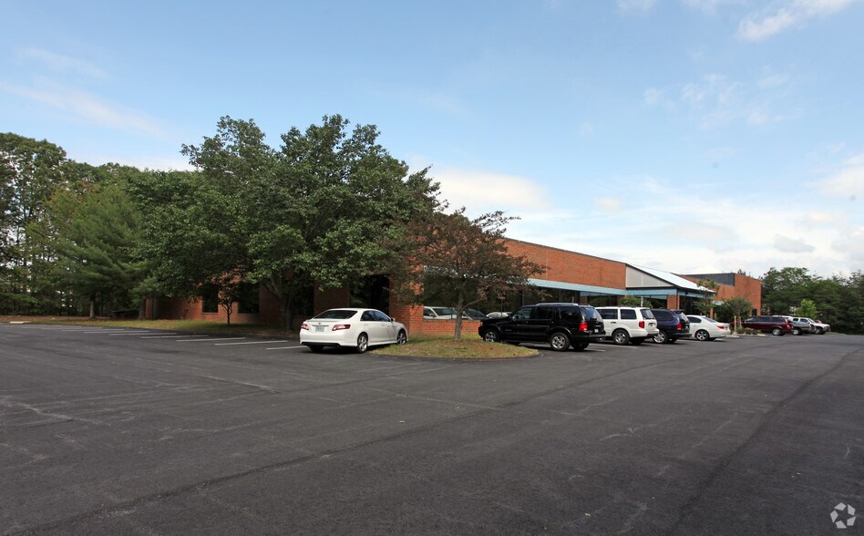 44414 Pecan Ct, California, MD à louer - Photo principale – Image 1 sur 2