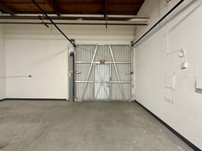 17151 Newhope St, Fountain Valley, CA à louer Photo intérieure– Image 2 sur 7