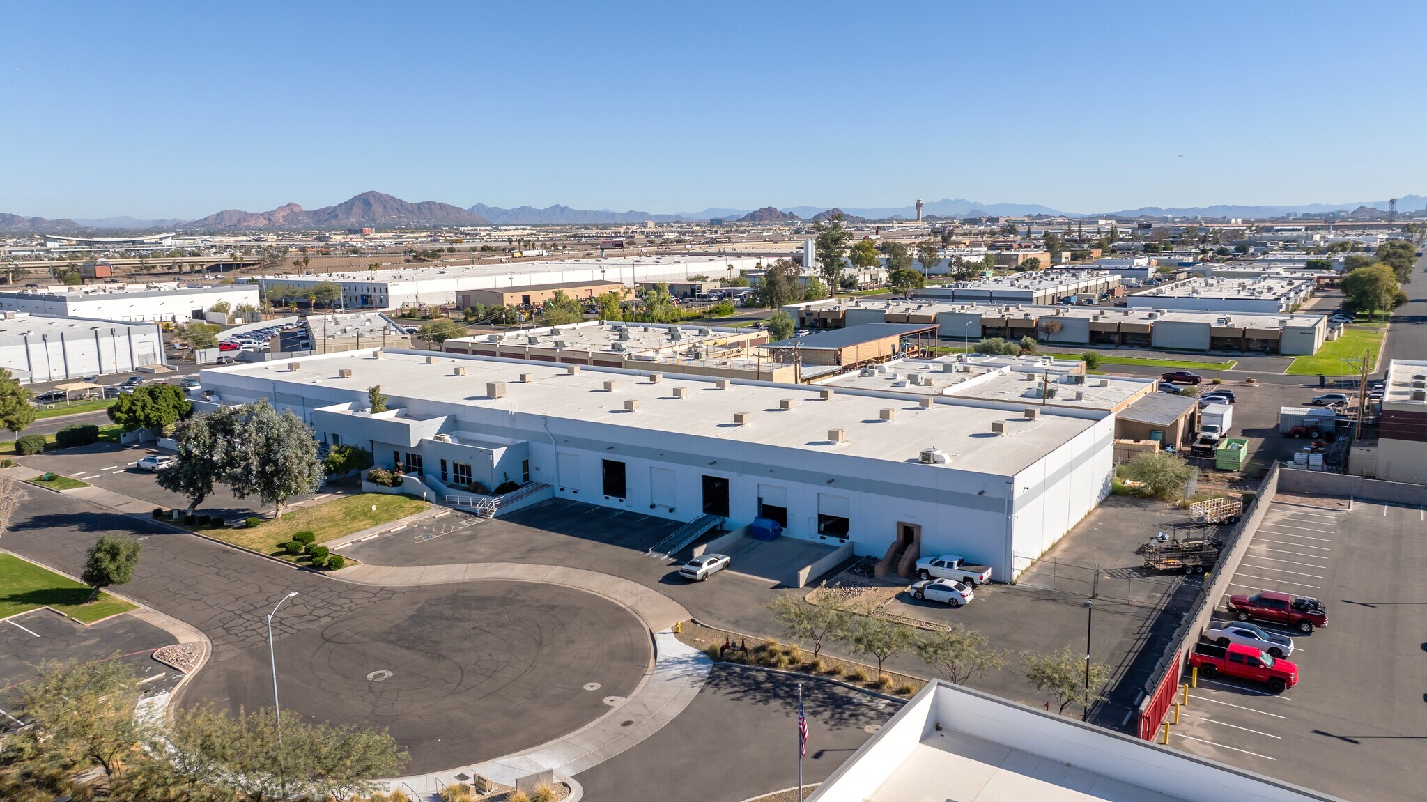 2025 E University Dr, Phoenix, AZ à vendre Photo principale– Image 1 sur 5