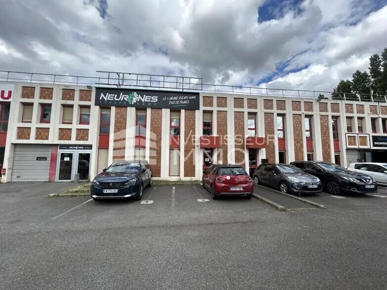 Local d’activités dans Éragny à louer - Photo de l’immeuble – Image 1 sur 14