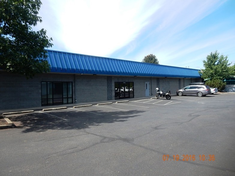 3263 Biddle Rd, Medford, OR à louer - Photo principale – Image 1 sur 1