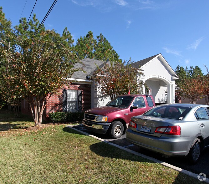 6420 Hillcrest Park Ct, Mobile, AL à louer - Photo de l’immeuble – Image 2 sur 10