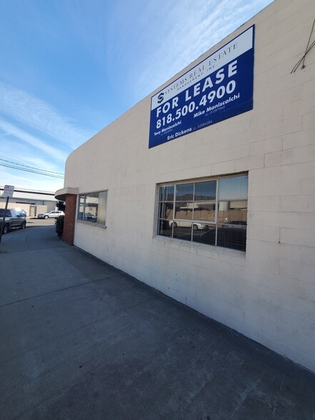 3312-3314 Burton Ave, Burbank, CA à vendre - Photo principale – Image 1 sur 4