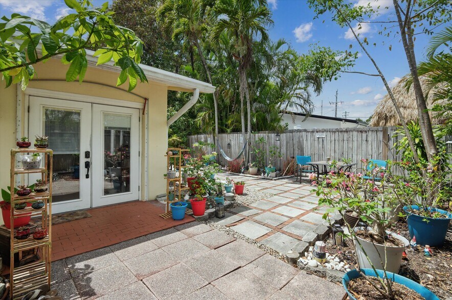 1715 SW 21st St, Fort Lauderdale, FL à vendre - Photo de l’immeuble – Image 2 sur 13