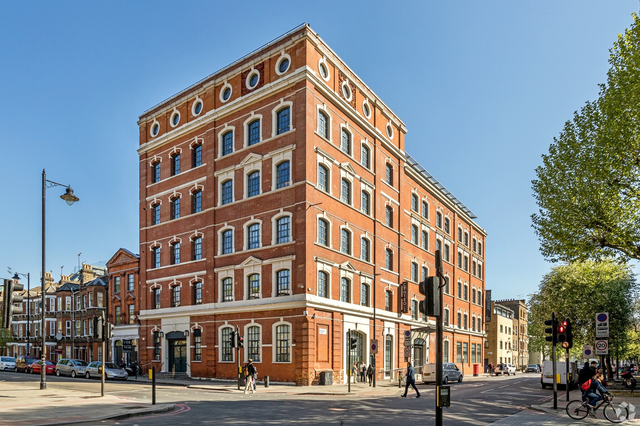 39 Plender St, Londres à louer Photo principale– Image 1 sur 4