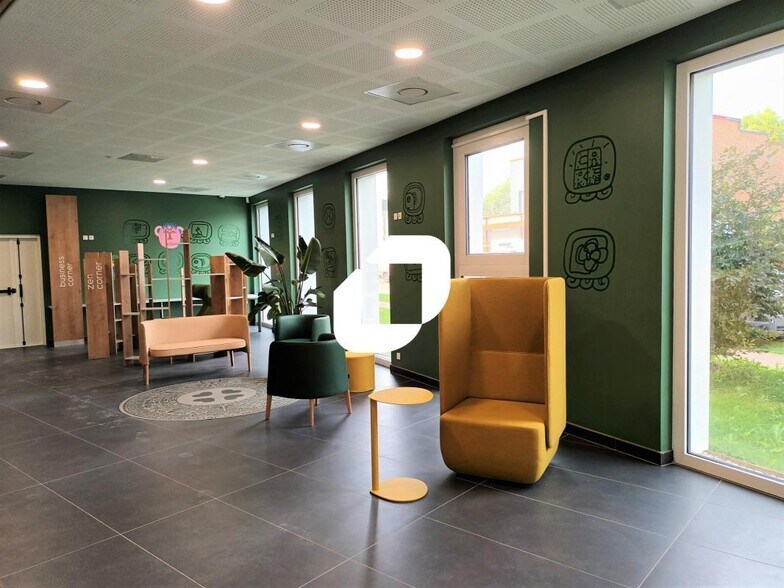 Bureau dans VILLENEUVE-D'ASCQ à louer - Hall d’entrée – Image 2 sur 7