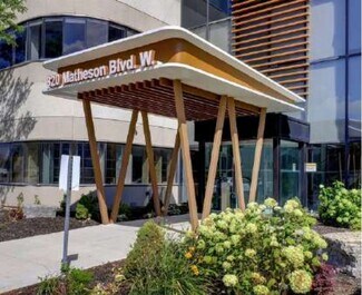 Plus de détails pour 320 Matheson Blvd W, Mississauga, ON - Bureau à louer