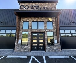 21118 Wade Rd, Springdale, AR à louer Photo de l’immeuble– Image 1 sur 15