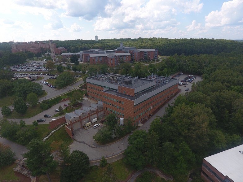 1 Innovation Dr, Worcester, MA à louer - Photo de l’immeuble – Image 2 sur 13