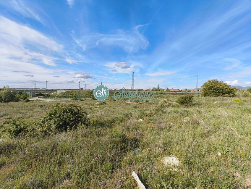 Terrain dans Segovia, Segovia à vendre Photo de l’immeuble– Image 1 sur 11