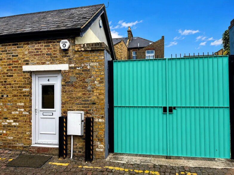 4-5 Broadway Ct, Londres à louer - Photo de l’immeuble – Image 1 sur 12