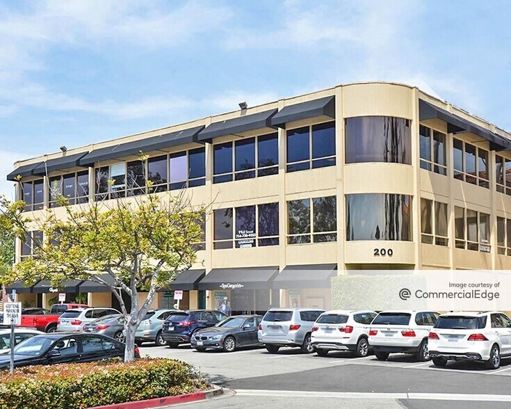 200 Newport Center Dr, Newport Beach, CA à louer - Photo de l’immeuble – Image 3 sur 3