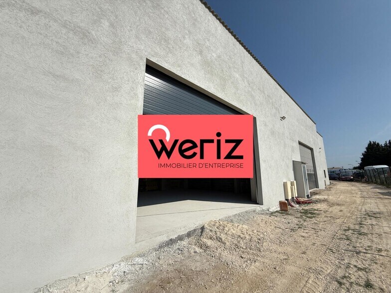 Industriel/Logistique dans Rognac à louer - Photo de l’immeuble – Image 2 sur 11