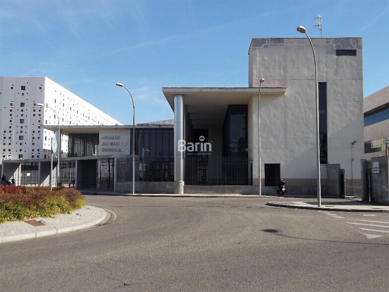 Industriel/Logistique dans Córdoba à vendre - Photo de l’immeuble – Image 1 sur 21