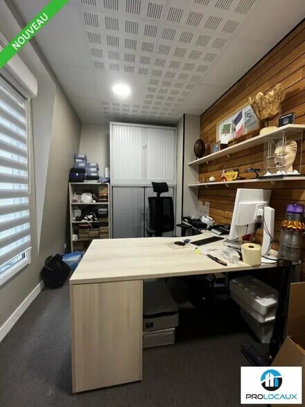 Bureau dans Vineuil-Saint-Firmin à vendre - Photo intérieure – Image 3 sur 5