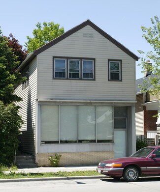 Plus de détails pour 2417 S Howell Ave, Milwaukee, WI - Local commercial à louer
