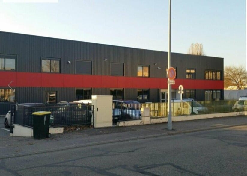 51 Avenue Lefèvre, Vaulx-en-Velin à louer - Photo de l’immeuble – Image 2 sur 4