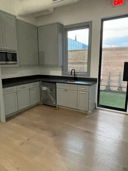 3315 Mercer St, Houston, TX à vendre - Photo intérieure – Image 2 sur 6