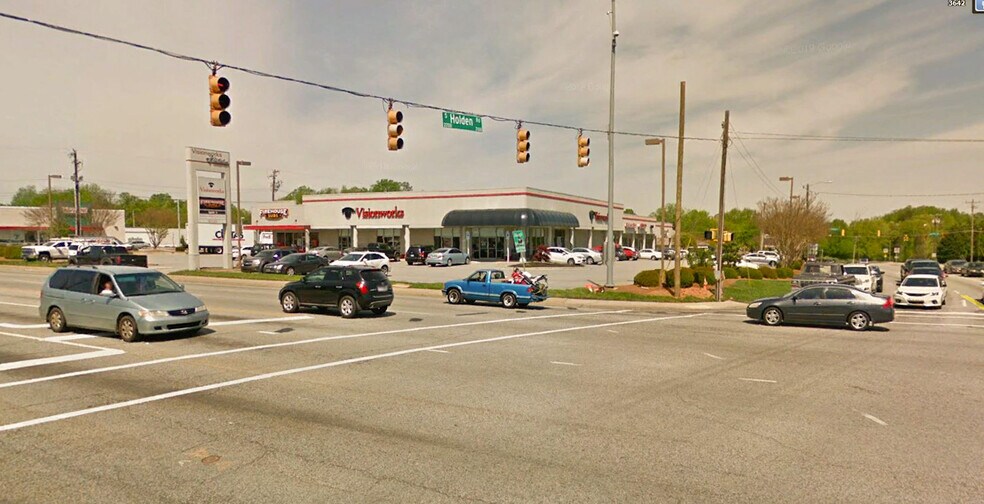 3700 W Gate City Blvd, Greensboro, NC à louer - Photo de l’immeuble – Image 3 sur 6