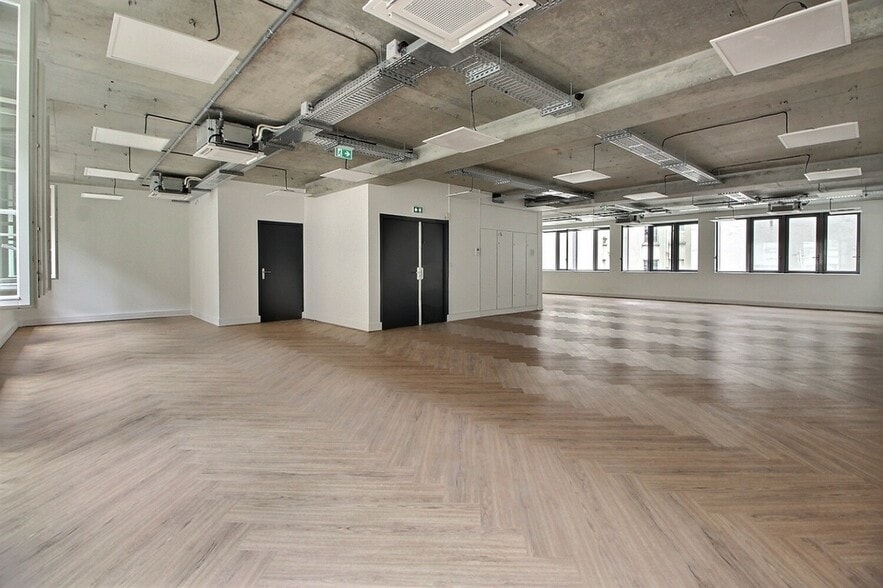 18 Rue D'Hauteville, Paris à louer - Photo intérieure – Image 2 sur 7