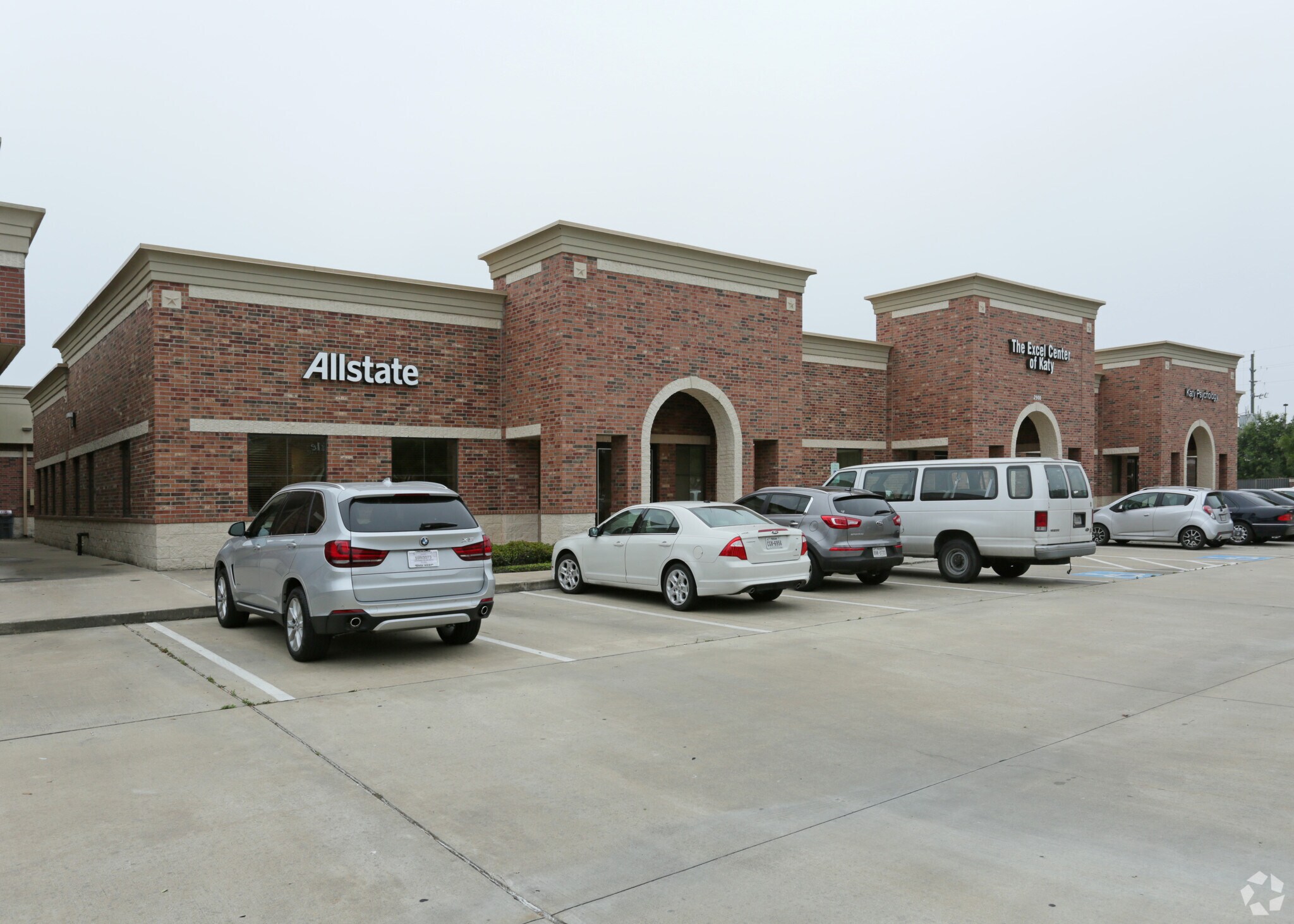 2900 Commercial Center Blvd, Katy, TX à louer Photo principale– Image 1 sur 7