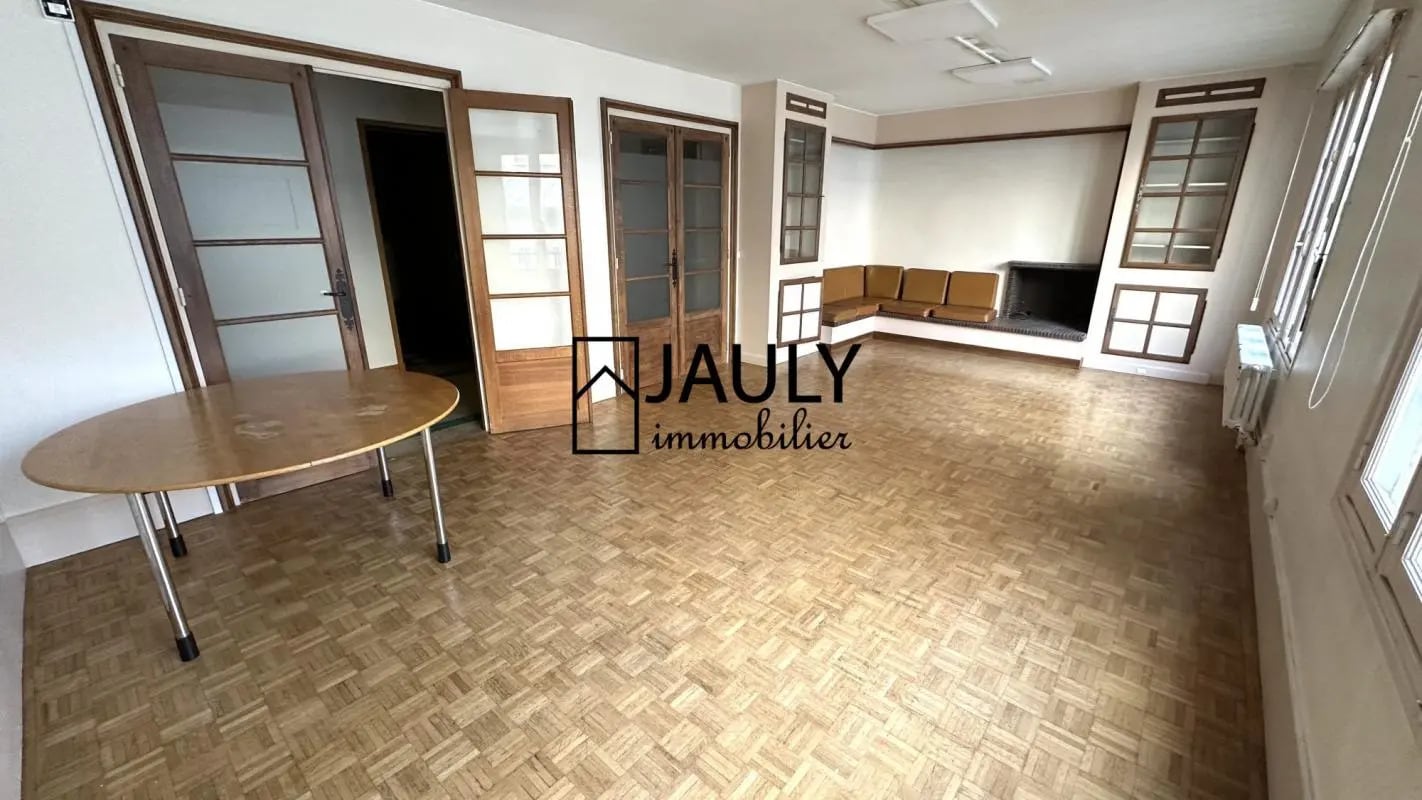 19 Rue Du General Leclerc, Meaux à vendre Photo intérieure– Image 1 sur 8