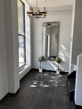 343 Manville Rd, Pleasantville, NY à louer Photo intérieure– Image 2 sur 14