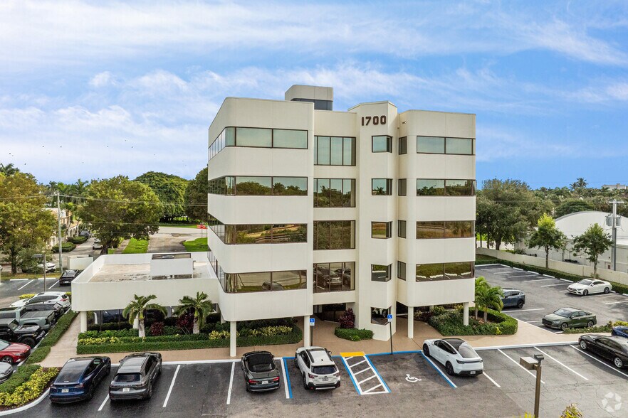 1650 S Dixie Hwy, Boca Raton, FL à vendre - Photo de l’immeuble – Image 2 sur 21