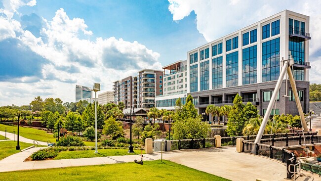 Plus de détails pour 325 E Gaines St, Tallahassee, FL - Local commercial à louer