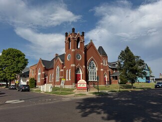 Plus de détails pour 418 W 4th St, Sedalia, MO - Spécialisé à vendre
