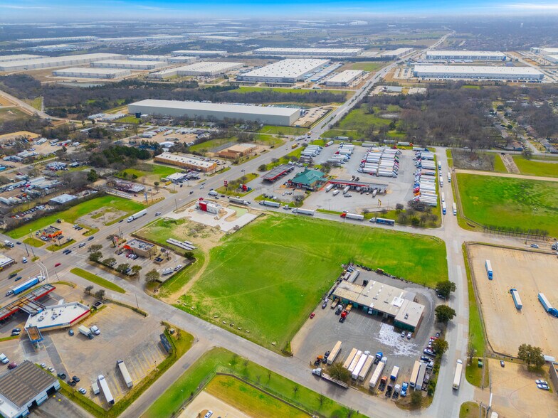 2525 Motor City Blvd, Dallas, TX à vendre - Aérien – Image 2 sur 16