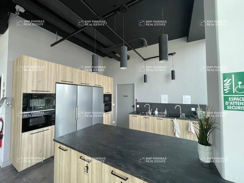 Bureau dans Limonest à louer - Photo intérieure – Image 3 sur 10