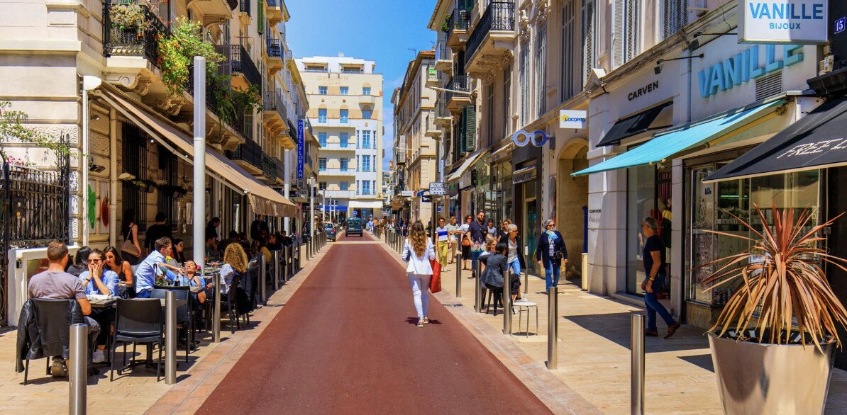 Local commercial dans Cannes à louer Photo de l’immeuble– Image 1 sur 5