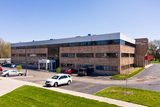 Plus de détails pour 17880-17940 Farmington Rd, Livonia, MI - Bureau à louer