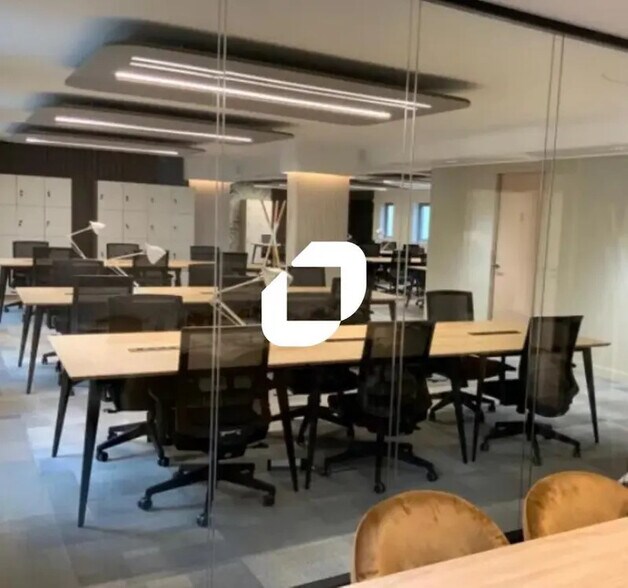 Bureau dans Paris à louer - Photo de l’immeuble – Image 3 sur 5