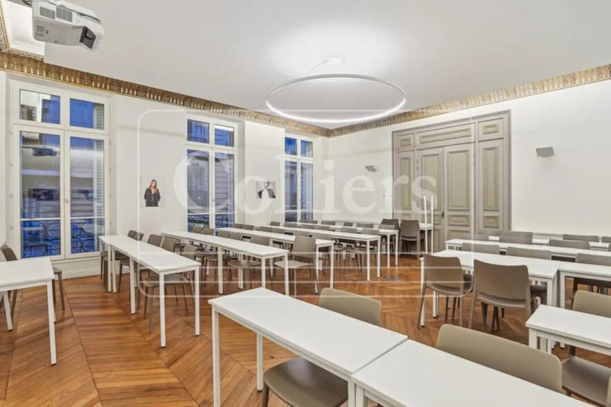 12 Rue Magellan, Paris à louer - Photo de l’immeuble – Image 3 sur 15