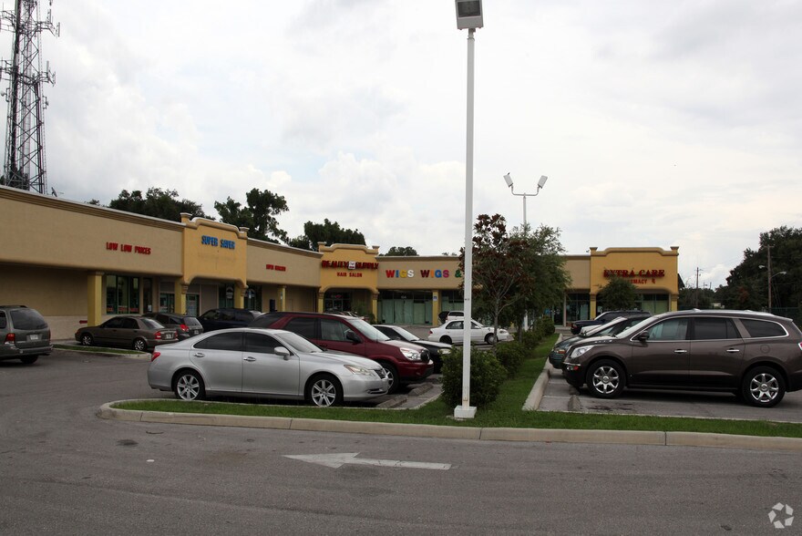 2001 E Fletcher Ave, Tampa, FL à louer - Photo de l’immeuble – Image 2 sur 3