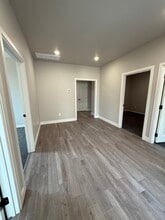 2272 Camino del Plaza Ln, Edmond, OK à louer Photo de l’immeuble– Image 1 sur 18