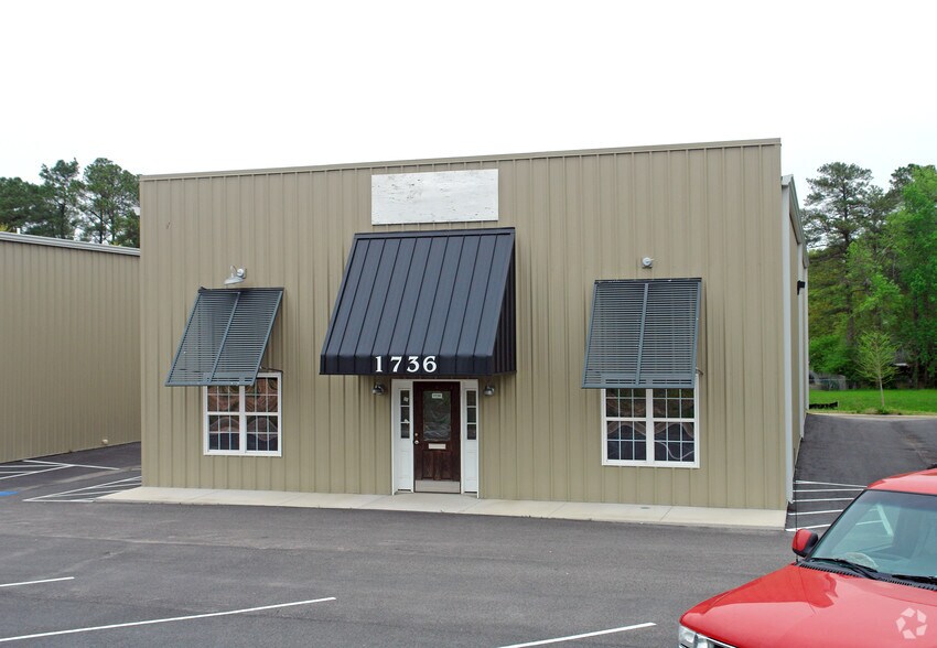 1736 Wylds Rd, Augusta, GA à louer - Photo de l’immeuble – Image 3 sur 13