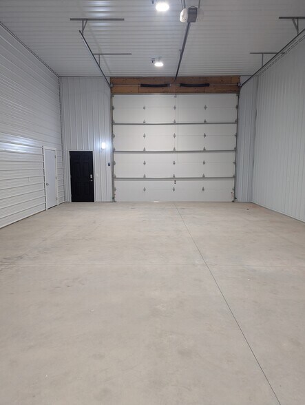 2440 N 64th Ave, Hart, MI à vendre - Photo de l’immeuble – Image 2 sur 5