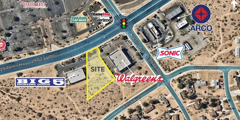 29 Palms Hwy (Hwy 62) & Balsa Ave, Yucca Valley, CA à vendre - Aérien – Image 1 sur 11