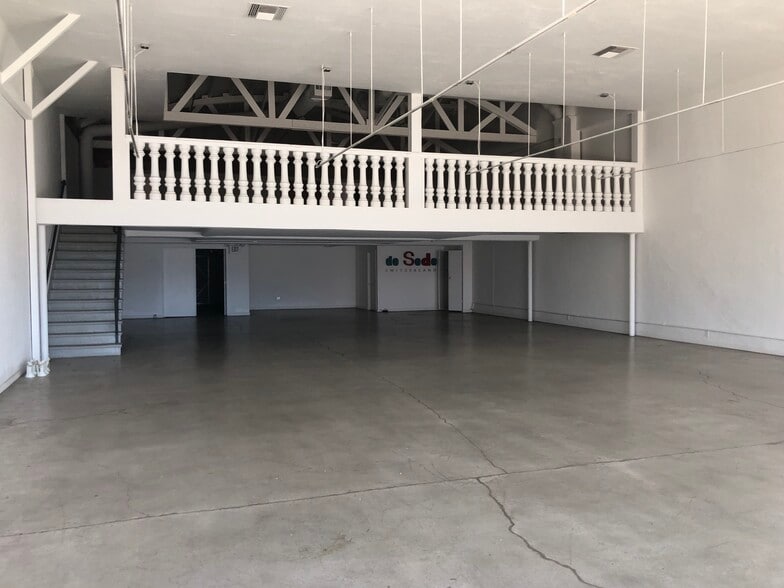 446 S La Brea Ave, Los Angeles, CA à vendre - Photo intérieure – Image 2 sur 6