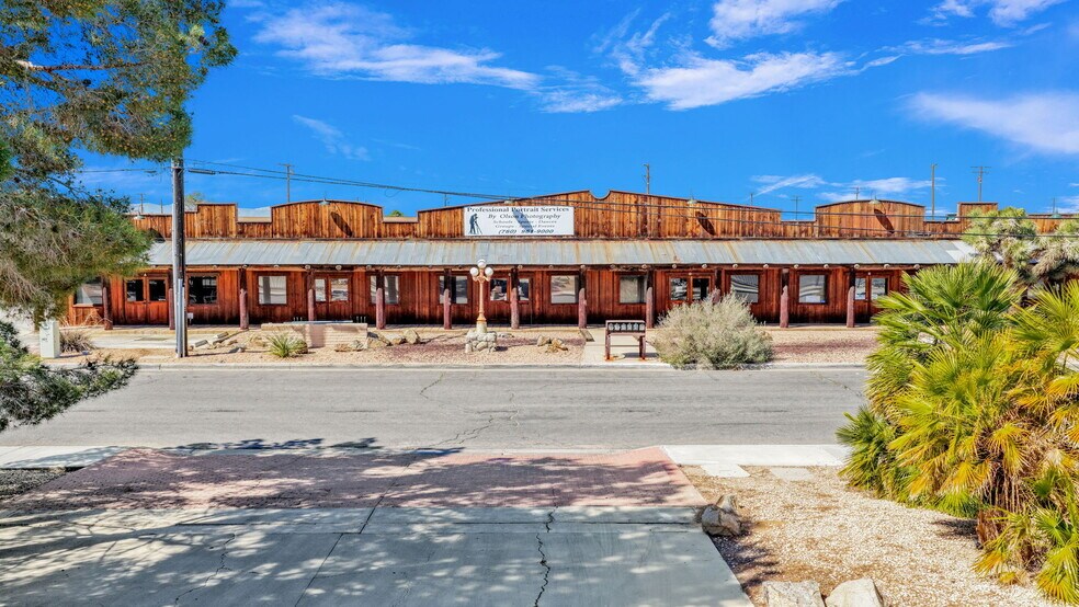 13600 Hitt Rd, Apple Valley, CA à vendre - Photo de l’immeuble – Image 2 sur 7