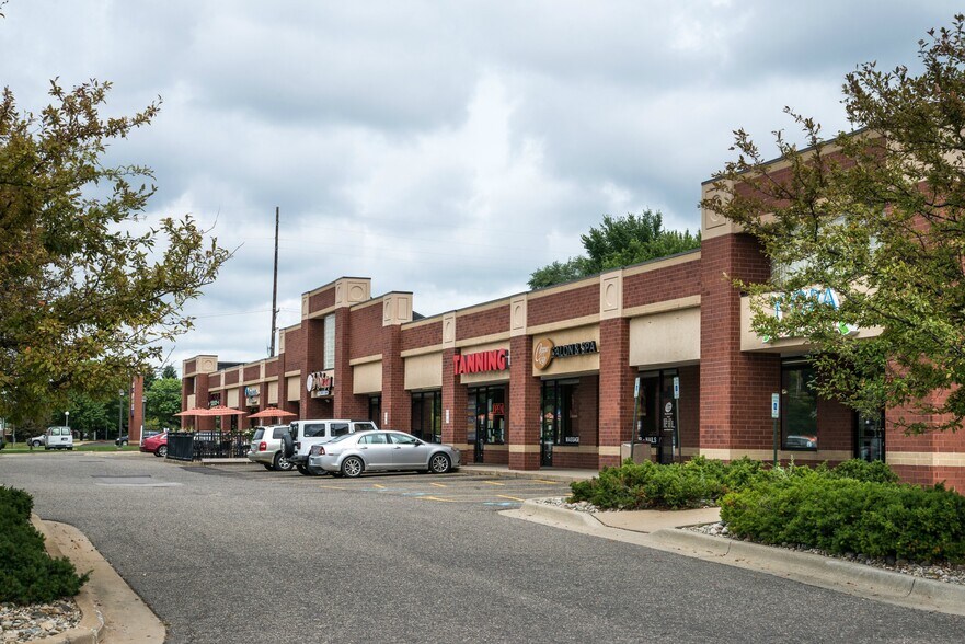 129-165 W Centre Ave, Portage, MI à louer - Photo principale – Image 1 sur 5