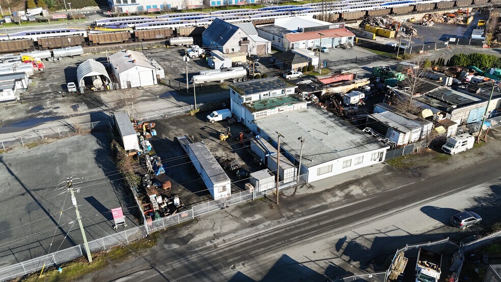 33467 Broadway Av, Mission, BC à vendre - Photo de l’immeuble – Image 1 sur 4