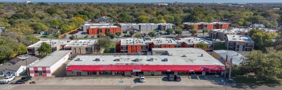 424-444 N Main St, Duncanville, TX à louer - Photo de l’immeuble – Image 2 sur 4