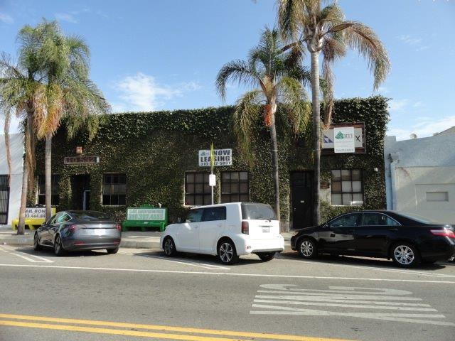 811 W Gardena Blvd, Gardena, CA à louer - Photo de l’immeuble – Image 3 sur 12