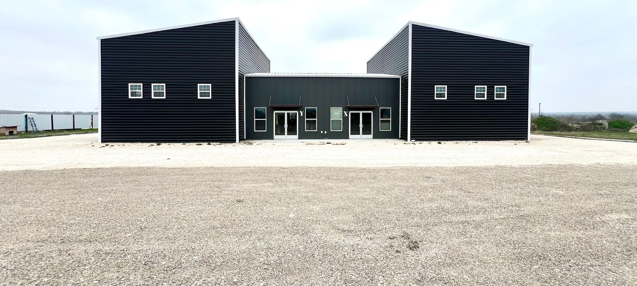 1310 W FM 487, Jarrell, TX à louer Photo principale– Image 1 sur 3