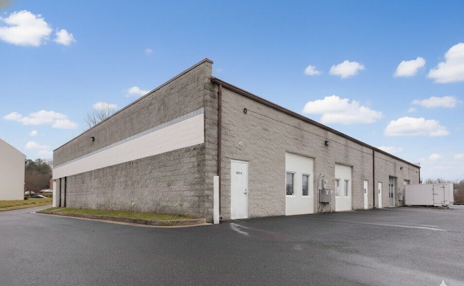 227 Gateway Dr, Bel Air, MD à louer - Photo de l’immeuble – Image 3 sur 3